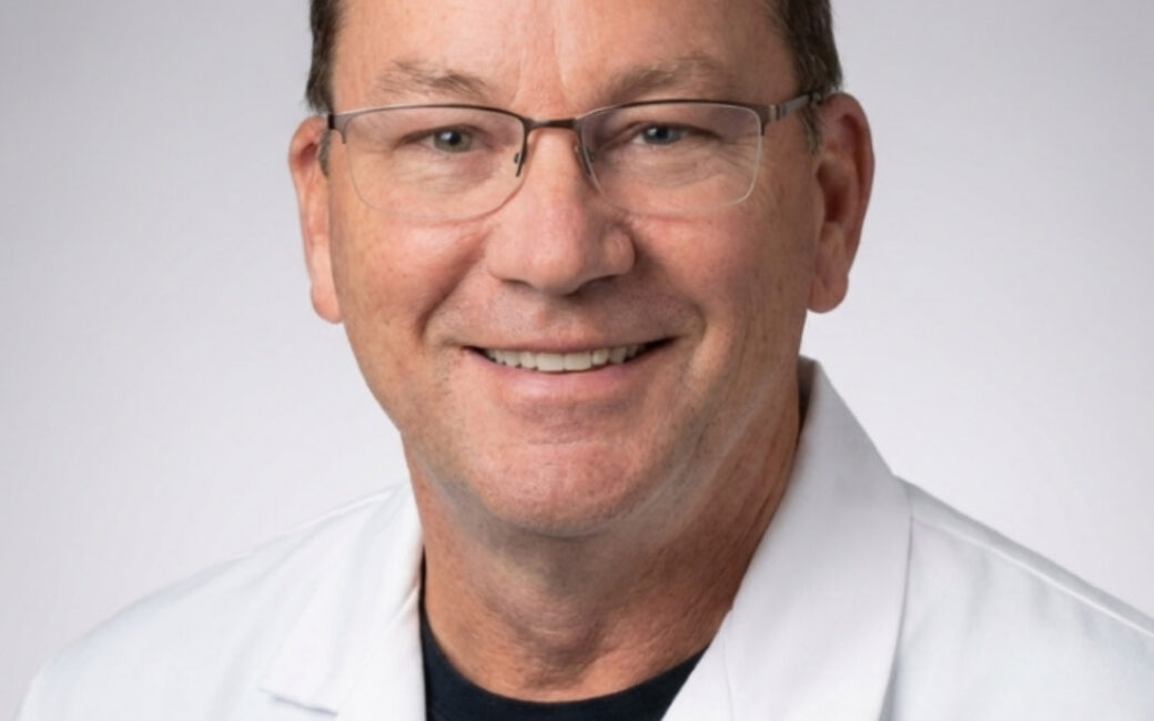 Mark Raymond headshot