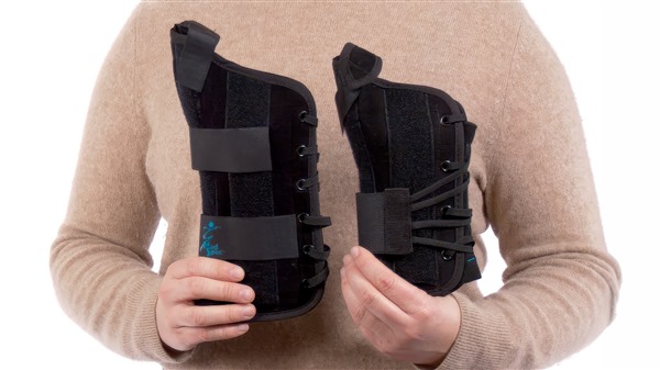 Ryno-Lacer-Wrist-Brace-Thumbnail
